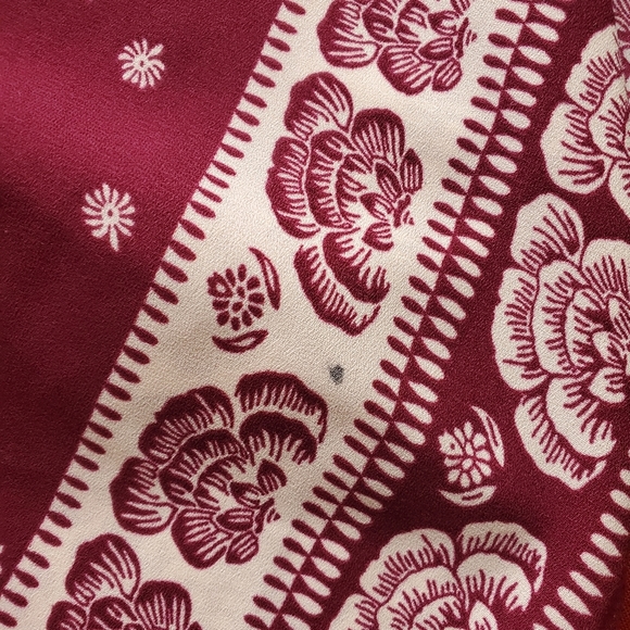 𝅺Lauren Conrad LC medium burgundy cream paisley print midi dress - Picture 8 of 12